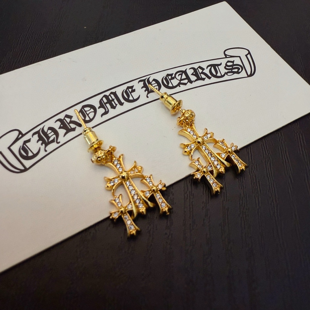 Chrome Hearts 30 Cross Diamond Stud Earrings 199$